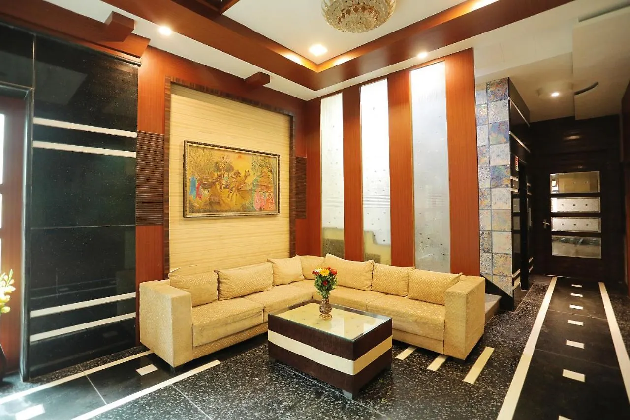 Hotel Kiaara Waranasi