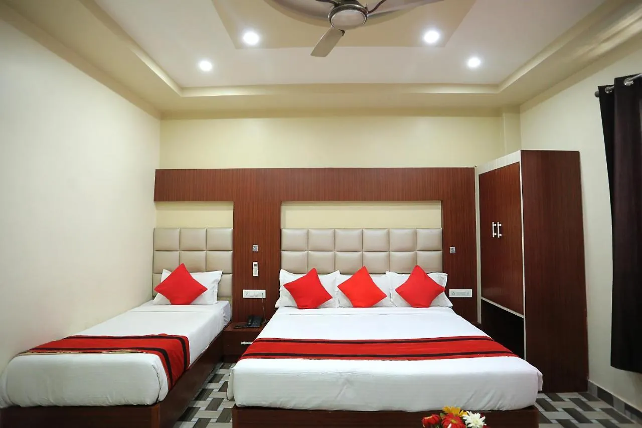 Hotel Kiaara Waranasi